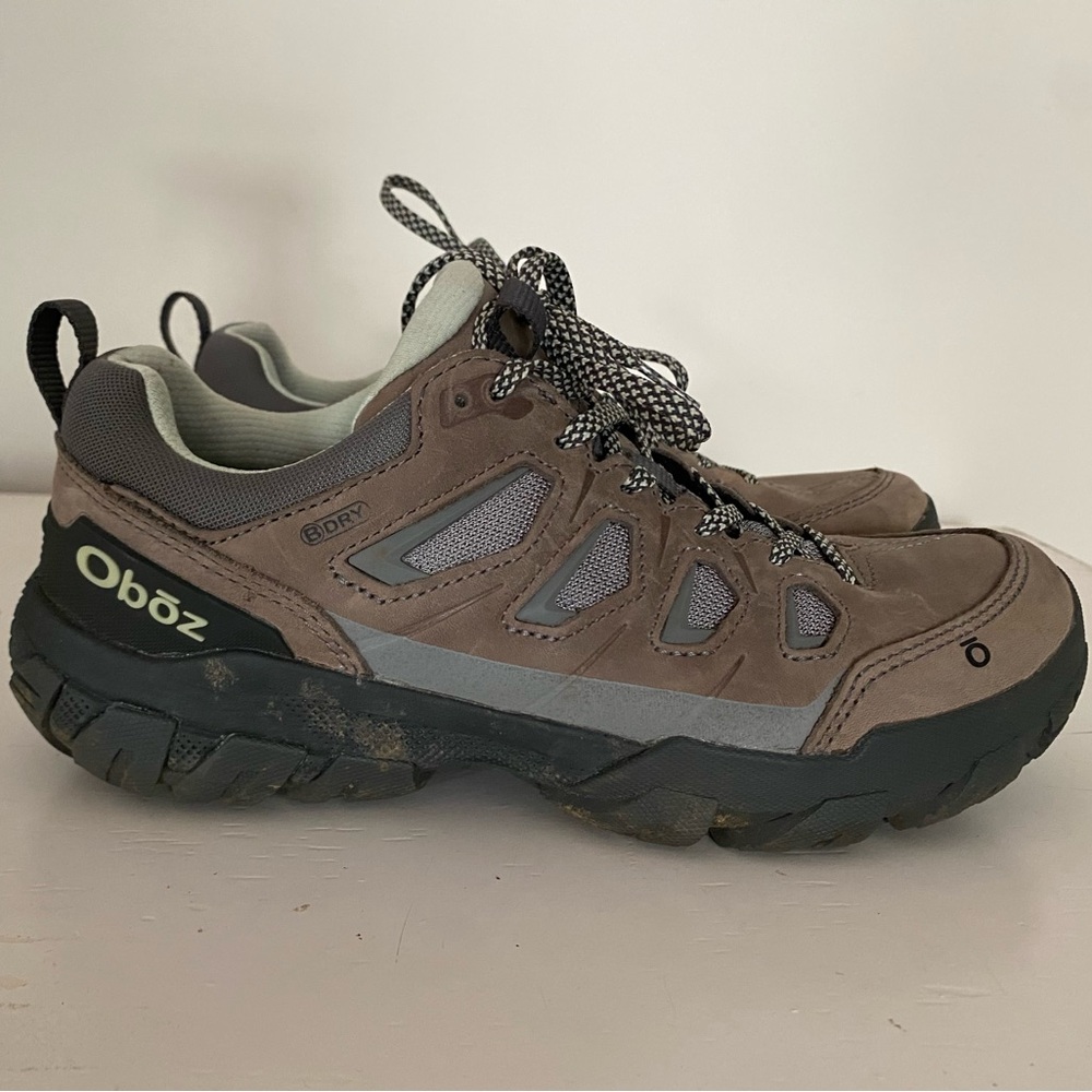 Brown and Gray Athletic Shoes with Rugged Design and Trail Grip
